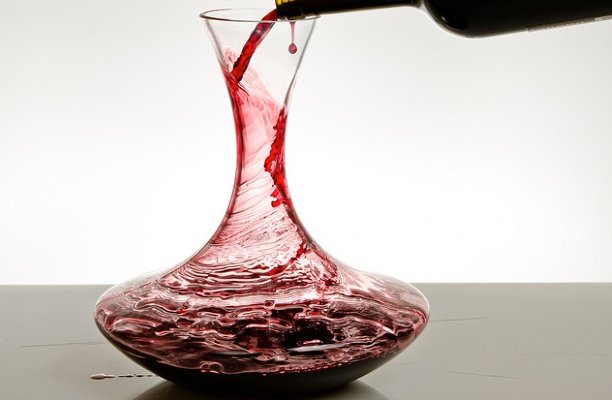 Decanter là gì? 3 điều về Decanter khi phục vụ nhà hàng cần biết? 1 decanter la gi 01