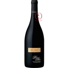 Twomey Pinot Noir_thebestwine