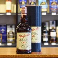 Rượu Glenfarclas 25 Year năm