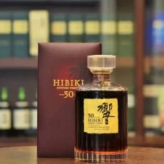 Rượu Hibiki 30 Gold Label