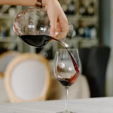 Riedel Apple NY Decanter
