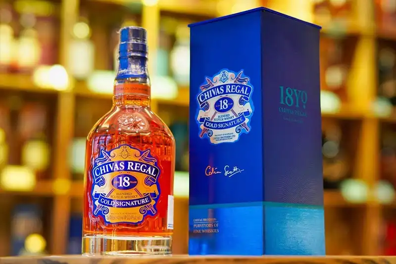 Ruou Chivas 18 nam Gold
