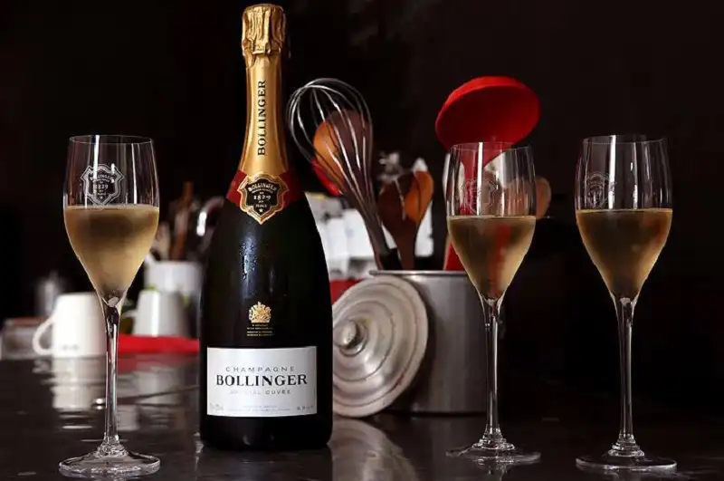 Ruou Champagne Bollinger Special Cuvee