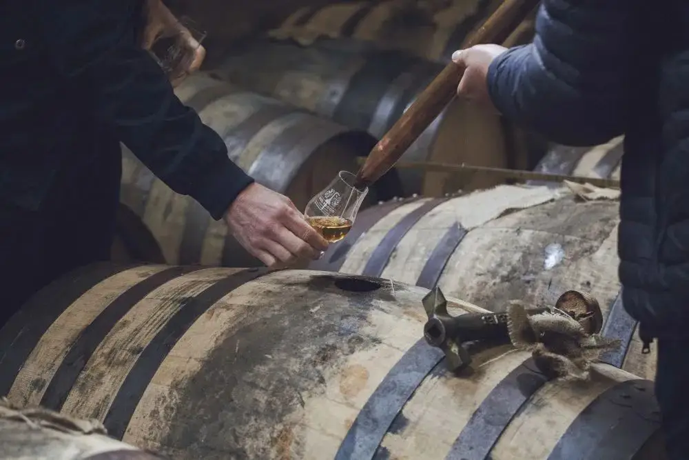 2f85bb575c404c43a41757ef1bea8c32