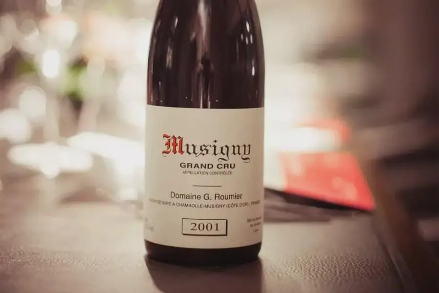 10 chai rượu vang đắt nhất thế giới 2025 - Romanée-Conti chỉ xếp hạng 3? 7 6