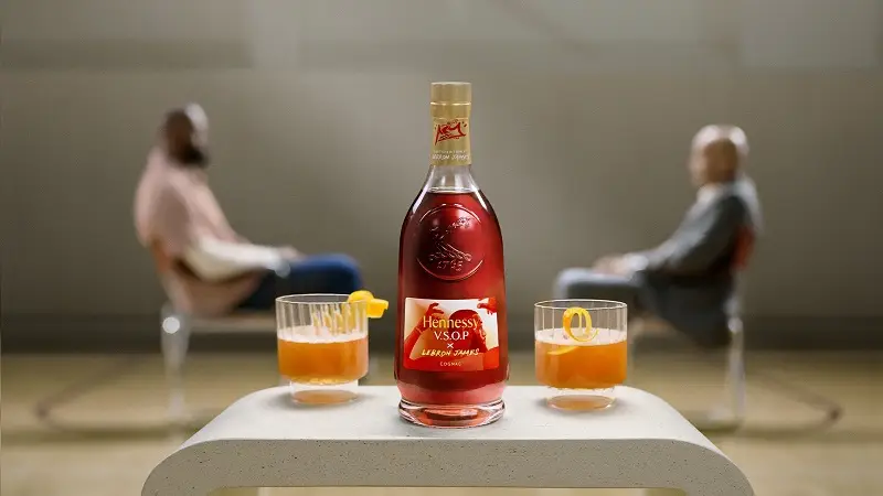 Ruou Hennessy VSOP x Lebron James Limited Edition 2025