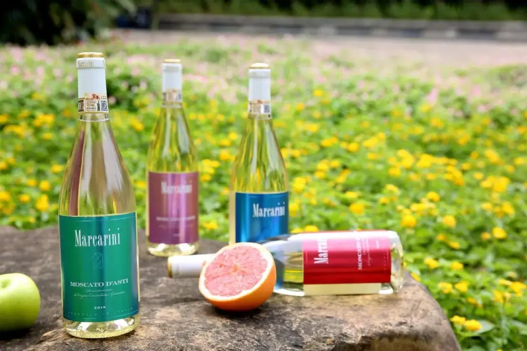 0a33c119b1f64be1bb3673a41f5ba3de