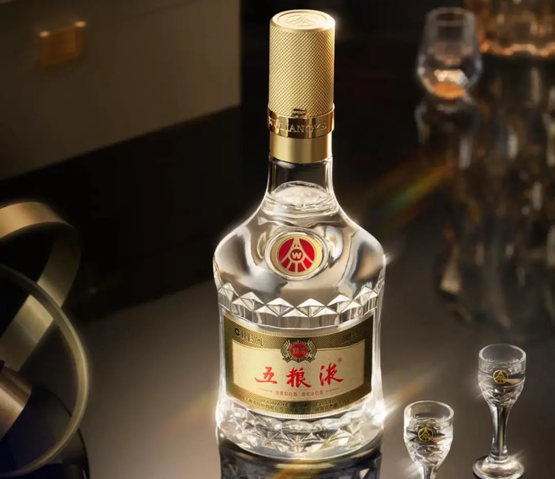 EE9FDCFF1BD6D3D01855E90FFF7830C7 w1080h1620