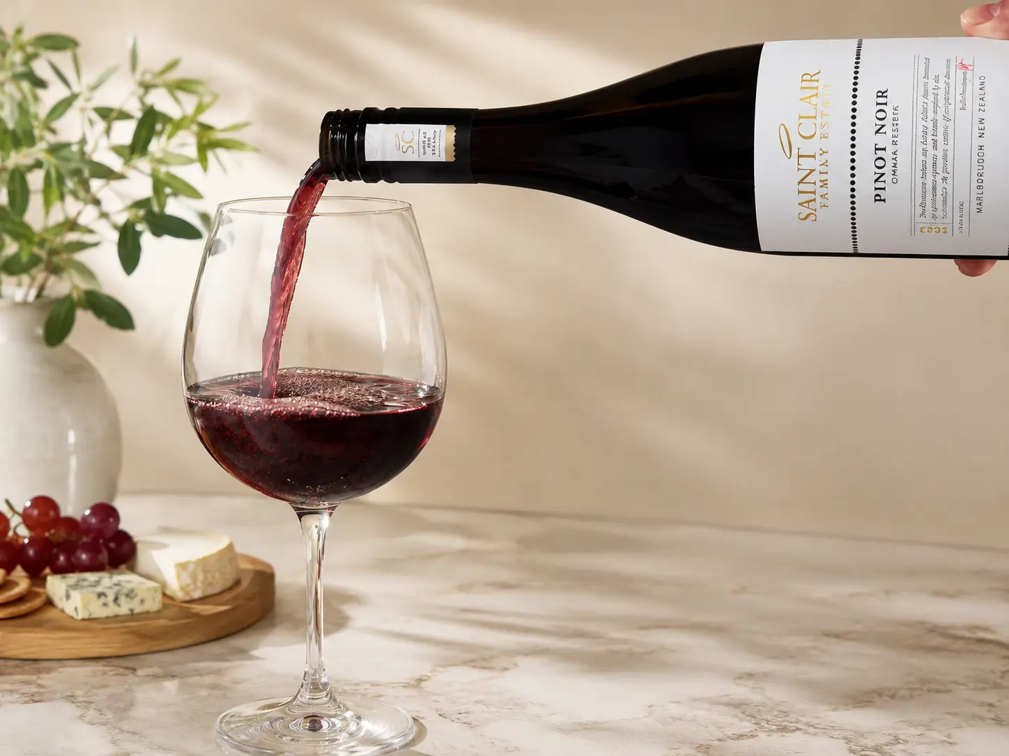 Saint Clair Omaka Reserve Marlborough Pinot Noir 2 2b916740 e0a4 40f3 b71b 79c6fbda6b97